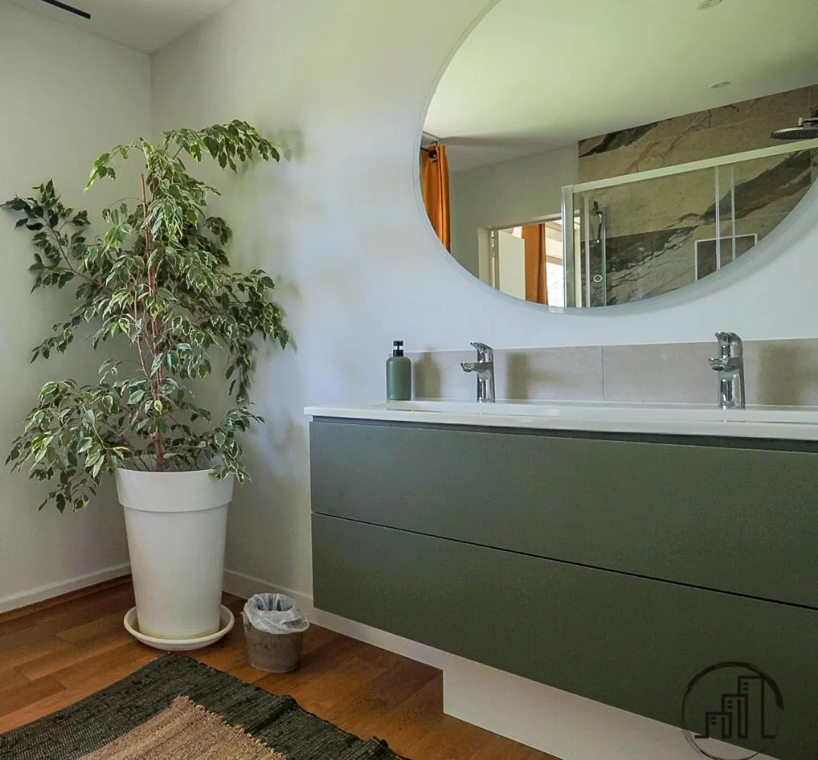 Villa Green Oak Windows & Wood Albi